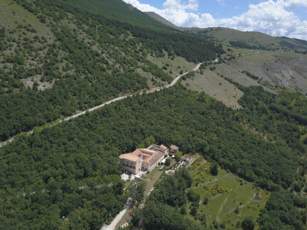 Convento Di San Colombo Ξενοδοχείο Santo Stefano Di Sessanio Εξωτερικό φωτογραφία